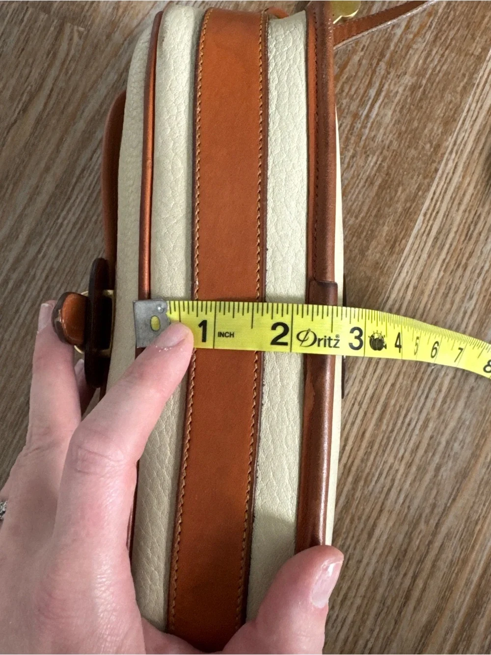 Vintage Dooney & Bourke AWL Equestrian Crossbody Natural Cream British Tan Brass